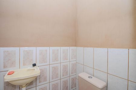 Casa à venda com 140m², 2 quartos e 1 vagaLavabo