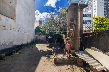 Casa à venda com 140m², 2 quartos e 1 vagaPátio