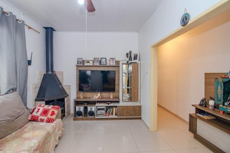 Sala de casa à venda com 2 quartos, 140m² em São João, Porto Alegre