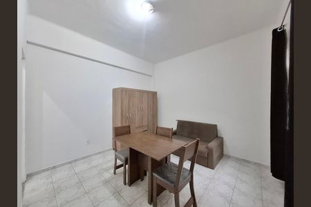 Sala/Quarto de apartamento para alugar com 1 quarto, 21m² em Centro, Rio de Janeiro