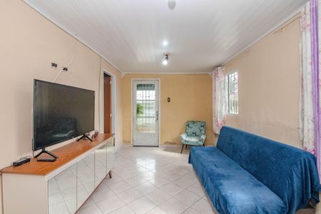 Sala de casa para alugar com 2 quartos, 460m² em Rubem Berta, Porto Alegre