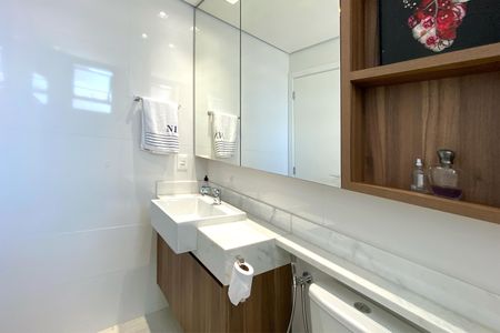 Apartamento à venda com 87m², 3 quartos e 2 vagasBanheiro da Suíte 1