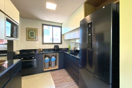 Apartamento à venda com 87m², 3 quartos e 2 vagasCozinha