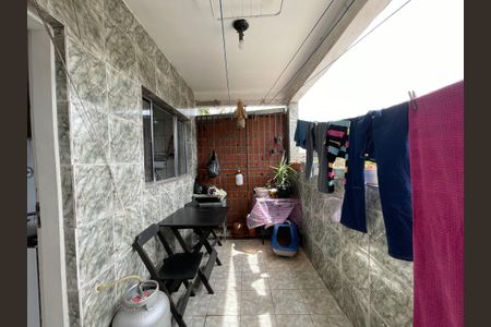 Casa para alugar com 92m², 3 quartos e sem vaga Casa para alugar com 92m², 3 quartos e sem vagaVaranda