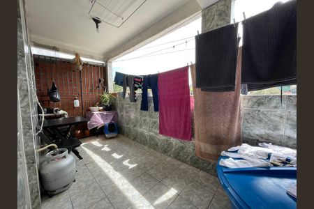 Casa para alugar com 92m², 3 quartos e sem vaga Casa para alugar com 92m², 3 quartos e sem vagaVaranda