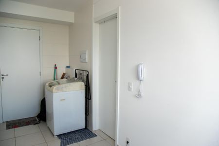 Apartamento à venda com 45m², 1 quarto e sem vaga Apartamento à venda com 45m², 1 quarto e sem vagaCozinha e Área de Serviço