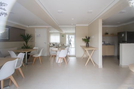 Apartamento à venda com 45m², 1 quarto e sem vaga Apartamento à venda com 45m², 1 quarto e sem vagaSalão de Festas