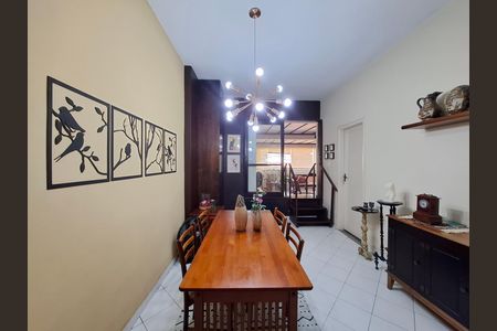 Apartamento à venda com 74m², 2 quartos e sem vaga Apartamento à venda com 74m², 2 quartos e sem vagaSala