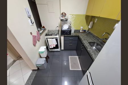 Apartamento à venda com 74m², 2 quartos e sem vaga Apartamento à venda com 74m², 2 quartos e sem vagaCozinha