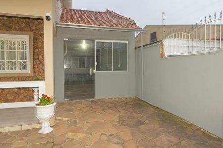 Casa à venda com 320m², 3 quartos e 1 vaga Casa à venda com 320m², 3 quartos e 1 vagaGaragem