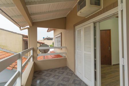 Casa à venda com 320m², 3 quartos e 1 vaga Casa à venda com 320m², 3 quartos e 1 vagaVaranda do Quarto 3