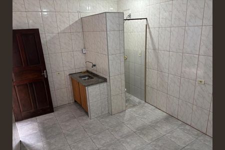 Cozinha de casa para alugar com 1 quarto, 15m² em Ferrazópolis, São Bernardo do Campo