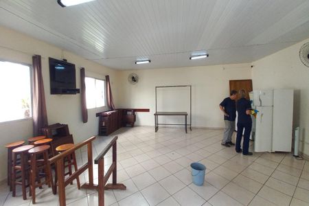 Apartamento para alugar com 44m², 2 quartos e 1 vaga Apartamento para alugar com 44m², 2 quartos e 1 vagaÁrea comum - Salão de festas