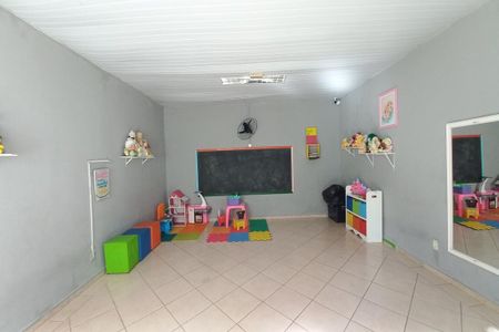 Apartamento para alugar com 44m², 2 quartos e 1 vaga Apartamento para alugar com 44m², 2 quartos e 1 vagaBrinquedoteca