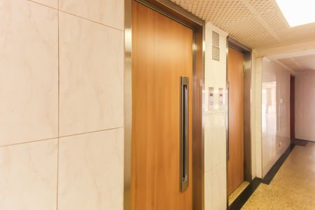 Apartamento à venda com 90m², 2 quartos e sem vaga Apartamento à venda com 90m², 2 quartos e sem vagaHall