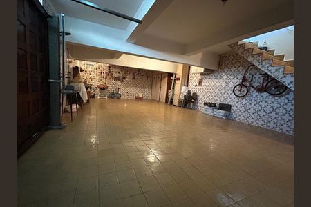 Casa à venda com 220m², 3 quartos e 4 vagas Casa à venda com 220m², 3 quartos e 4 vagasFoto 35