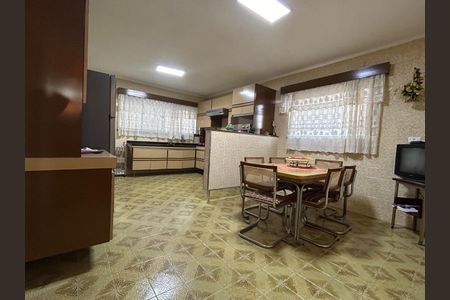 Casa à venda com 220m², 3 quartos e 4 vagas Casa à venda com 220m², 3 quartos e 4 vagasFoto 30