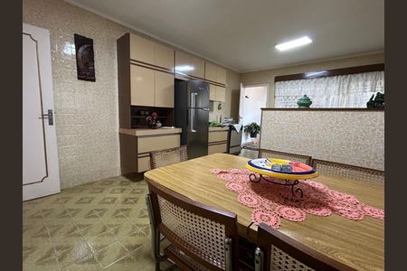 Casa à venda com 220m², 3 quartos e 4 vagas Casa à venda com 220m², 3 quartos e 4 vagasFoto 27