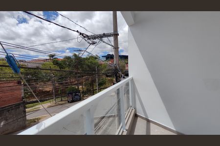 Casa para alugar com 65m², 2 quartos e 1 vaga Casa para alugar com 65m², 2 quartos e 1 vagaSacada