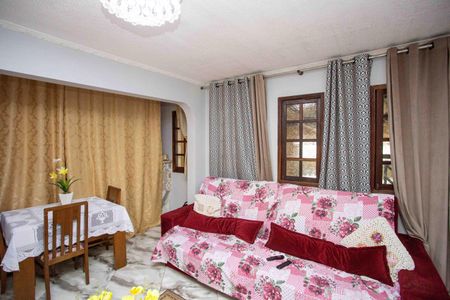 Casa à venda com 250m², 4 quartos e 3 vagasSala Casa 1