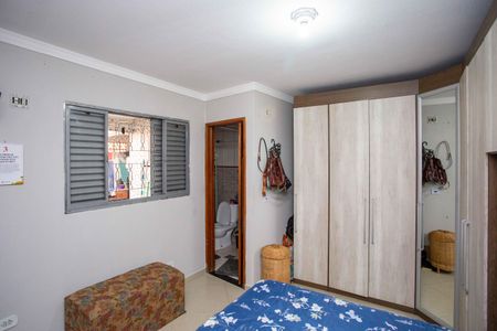 Casa à venda com 250m², 4 quartos e 3 vagasQuarto Suite Casa 1