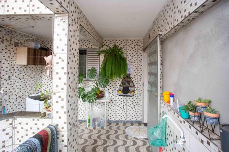 Casa à venda com 250m², 4 quartos e 3 vagasÁrea de Serviço Casa 1