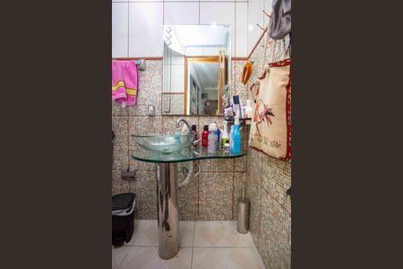 Casa à venda com 250m², 4 quartos e 3 vagasBanheiro da Suite Casa 1