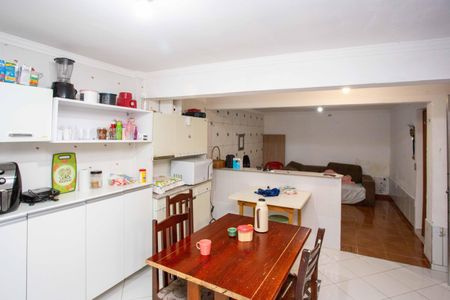Casa à venda com 250m², 4 quartos e 3 vagasCozinha Casa 2