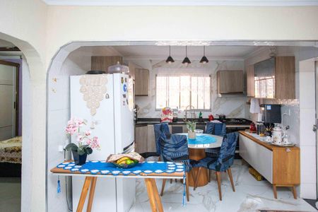 Casa à venda com 250m², 4 quartos e 3 vagasSala 2