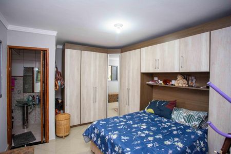 Casa à venda com 250m², 4 quartos e 3 vagasQuarto Suite Casa 1