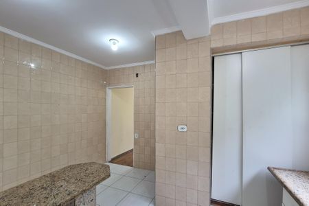 Casa à venda com 250m², 2 quartos e 1 vagacozinha