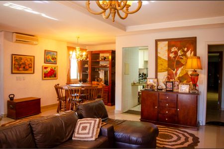 Apartamento para alugar com 115m², 2 quartos e 2 vagasSala