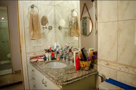 Apartamento para alugar com 115m², 2 quartos e 2 vagasBanheiro da Suíte