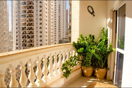 Apartamento para alugar com 115m², 2 quartos e 2 vagasVaranda da Sala