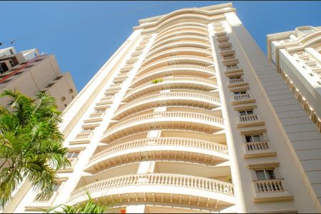 Apartamento para alugar com 115m², 2 quartos e 2 vagasFachada