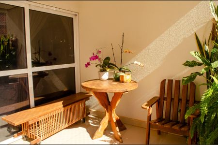 Varanda da Sala de apartamento para alugar com 2 quartos, 115m² em Setor Bueno, Goiânia