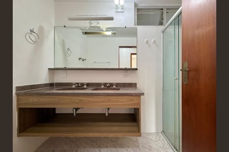 Apartamento para alugar com 82m², 3 quartos e 1 vaga Apartamento para alugar com 82m², 3 quartos e 1 vagaBanheiro