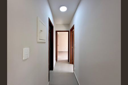 Apartamento para alugar com 82m², 3 quartos e 1 vaga Apartamento para alugar com 82m², 3 quartos e 1 vagaCorredor Quartos