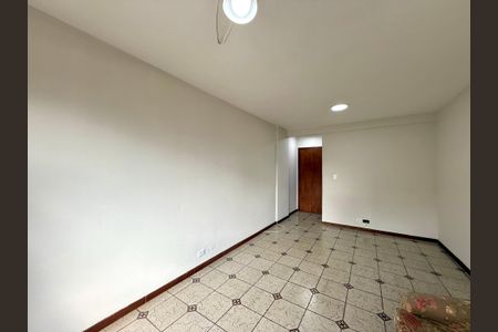 Apartamento para alugar com 82m², 3 quartos e 1 vaga Apartamento para alugar com 82m², 3 quartos e 1 vagaSala