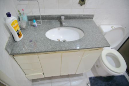 Apartamento para alugar com 100m², 3 quartos e 2 vagasBanheiro Social 