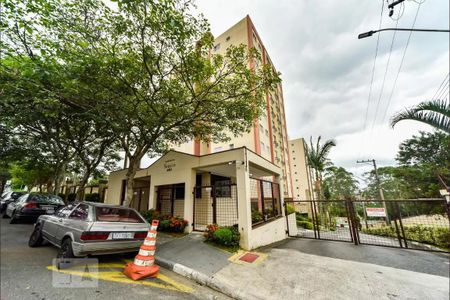 Apartamento para alugar com 100m², 3 quartos e 2 vagas Apartamento para alugar com 100m², 3 quartos e 2 vagasFachada e portaria