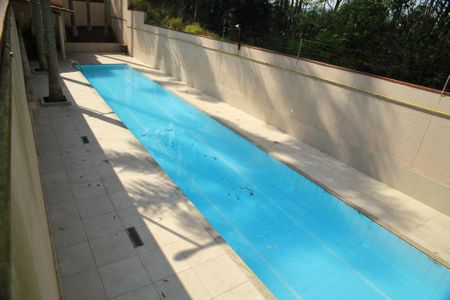 Apartamento para alugar com 100m², 3 quartos e 2 vagasÁrea comum - Piscina