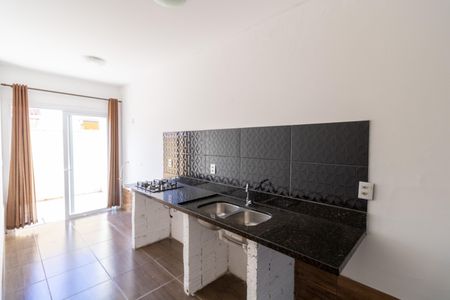 Casa para alugar com 71m², 2 quartos e 2 vagasCozinha