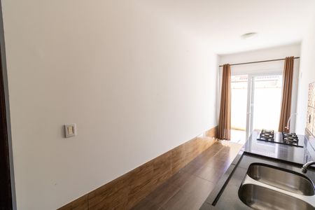 Casa para alugar com 71m², 2 quartos e 2 vagasCozinha