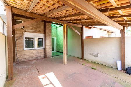 Casa para alugar com 71m², 2 quartos e 2 vagasGaragem