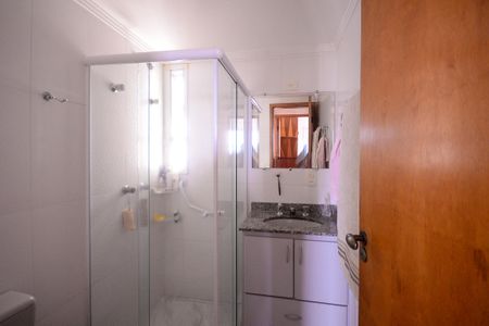 Apartamento à venda com 66m², 3 quartos e 2 vagasBanheiro Social 