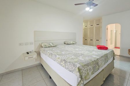 Casa de condomínio para alugar com 1000m², 5 quartos e 6 vagasSuíte 5