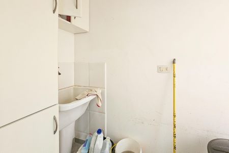 Casa de condomínio para alugar com 1000m², 5 quartos e 6 vagasÁrea de serviço