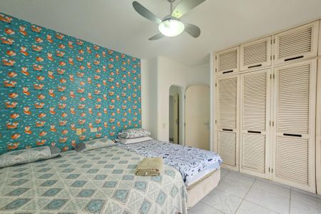 Casa de condomínio para alugar com 1000m², 5 quartos e 6 vagasSuíte 3