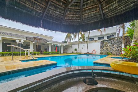 Casa de condomínio para alugar com 1000m², 5 quartos e 6 vagasÁrea comum - Piscina